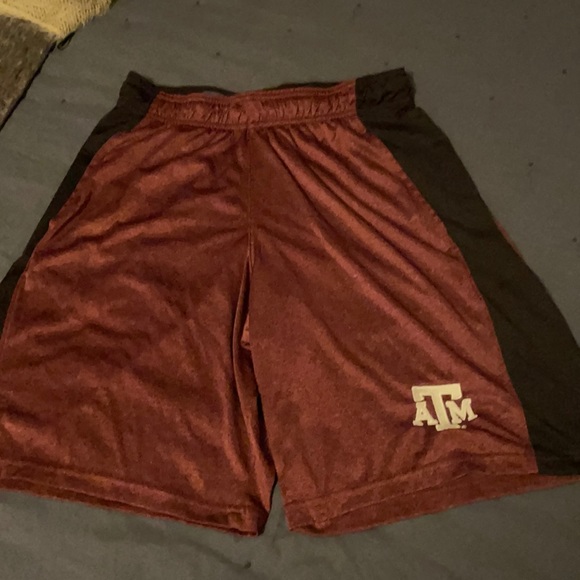 Dry fit shorts medium - Picture 1 of 3